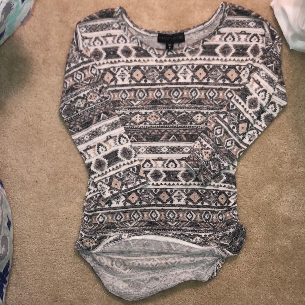 Geometrical Sweater Long Sleeve